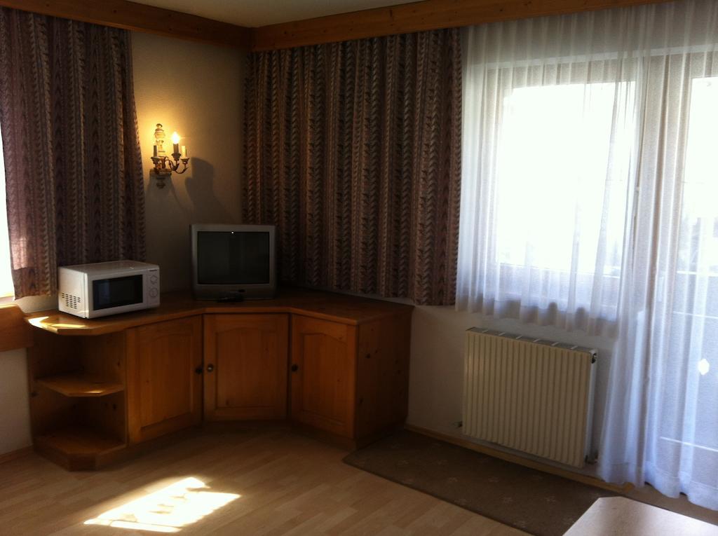 Hotel Garni Pfandl Neustift im Stubaital Bilik gambar