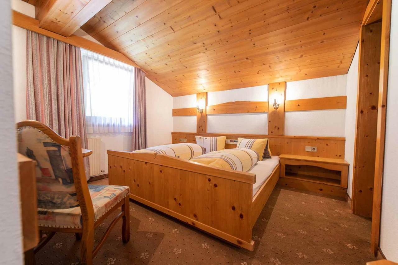 Hotel Garni Pfandl Neustift im Stubaital Luaran gambar